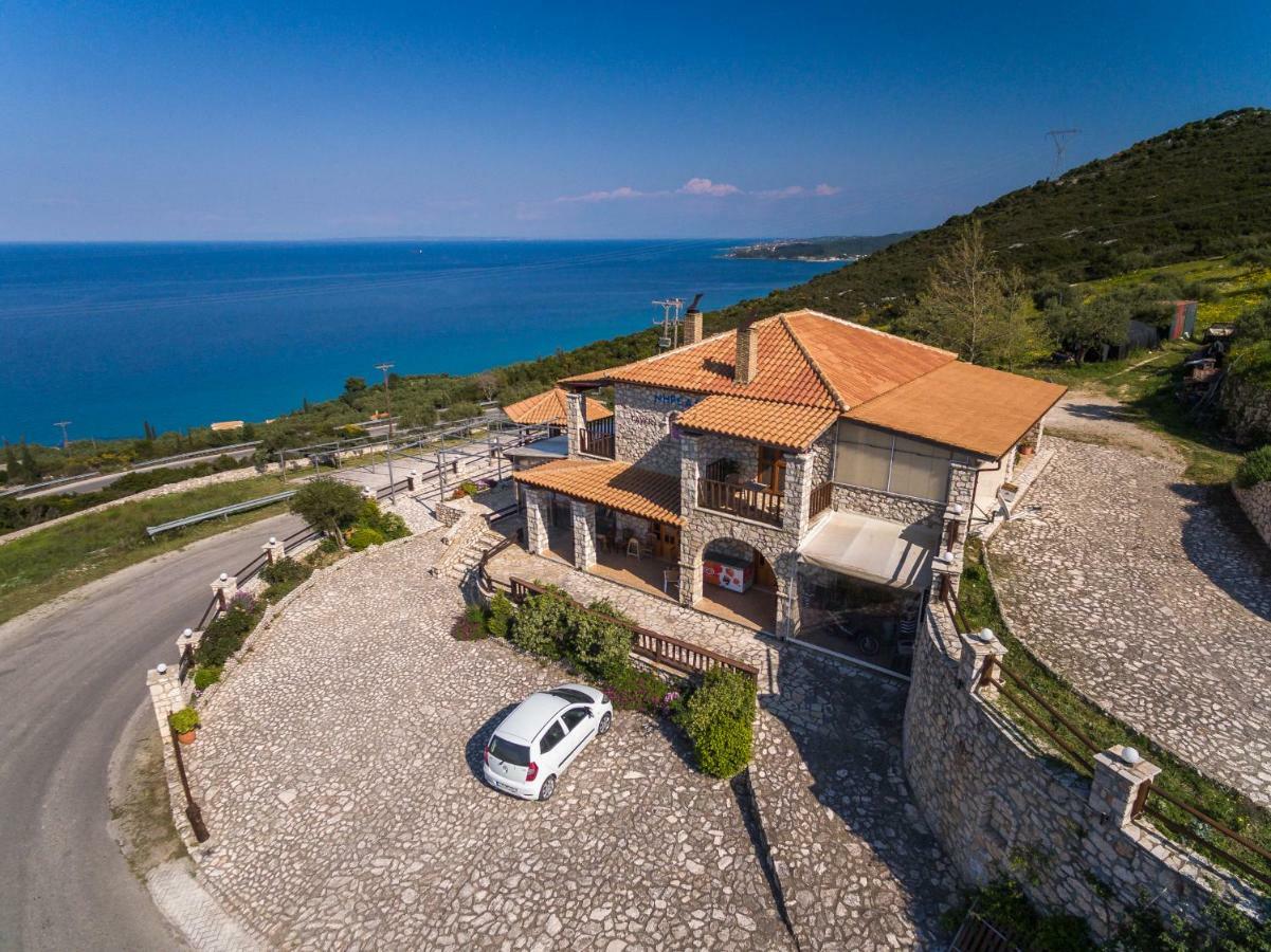 Nireas : Stone Villa Orthoniai Екстер'єр фото